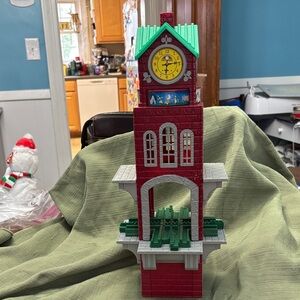 GeoTrax High Chimes Clock Tower